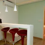 Apartamento Encantador Na Gloria Proximo Ao Metro.